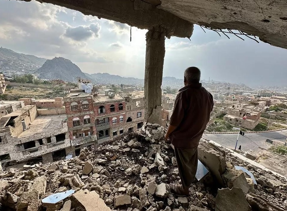 Εννέα χρόνια μετά την έναρξη της σύγκρουσης, η Ταΐζ φέρει ακόμα τα σημάδια