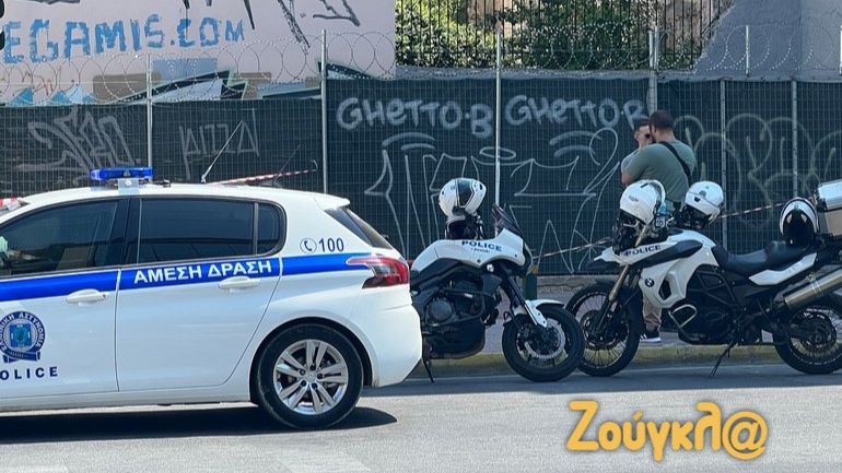 Κολωνός: Ελεύθερος χωρίς περιοριστικούς όρους ο αστυνομικός που πυροβόλησε ληστή