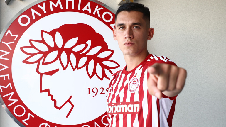 Το πρώτο «ερυθρόλευκο» μήνυμα του Αλεξανδρόπουλου: «Χαρούμενος που βρίσκομαι στον Ολυμπιακό»