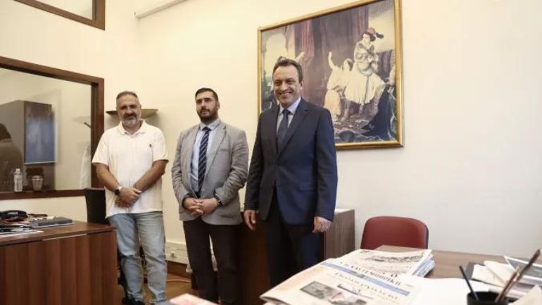 «Σπαρτιάτες»: Συνάντηση του προέδρου Β. Στίγκα με τους Γ. Δημητροκάλη και Χ. Κατσιβαρδά για το θέμα των εννέα βουλευτών