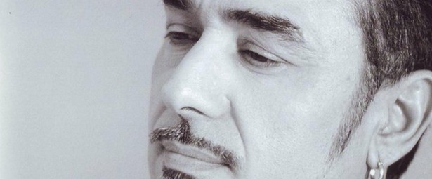 Χρονοντούλαπο: Ο Νότης Σφακιανάκης ηχογραφεί το «Γύφτισσα Μέρα»