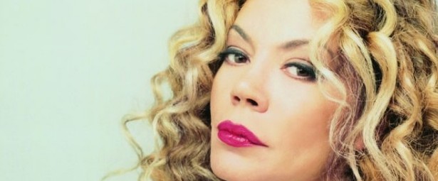 Ελένη Δήμου: «Αυτές που δεν τραγουδάνε να κάτσουν σπίτι τους»