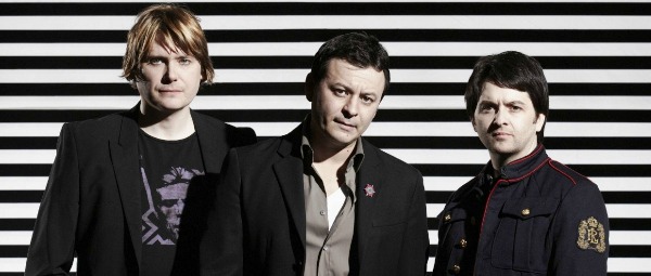 “Rewind the film”: Νέο τραγούδι και video clip από τους Manic Street Preachers!