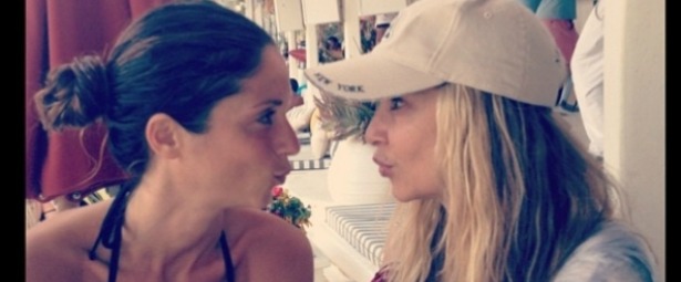 Άννα Βίσση: Tαξίδι στην Νέα Υόρκη για να δεί την έγκυο Σοφία