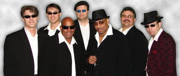 Το «Shake Your Booty» των KC and the Sunshine Band ανεβαίνει στο Νο1 των Η.Π.Α στις 11 Σεπτεμβρίου 1976