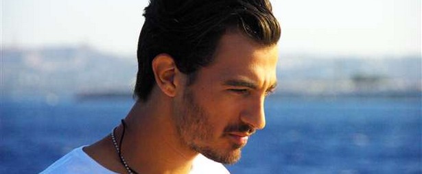 Δήμος Αναστασιάδης: «Η μουσική είναι το μόνο πράγμα στην ζωή που δεν έχει σύνορα»