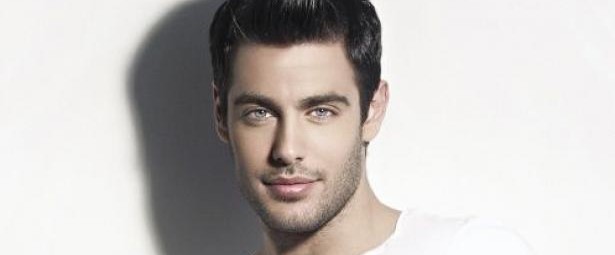 Ο Κώστας Μαρτάκης αλλάζει ιδιότητα και γίνεται…ηθοποιός!