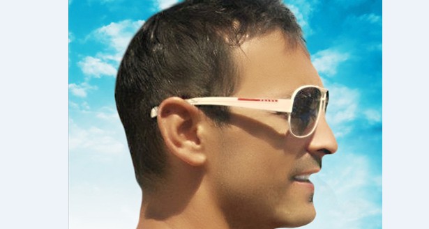 «Όταν η αγάπη»: Ακούστε το νέο τραγούδι του Μάριου Γιαννακάκη