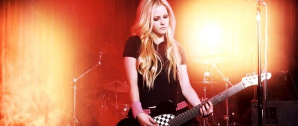 Avril Lavigne | Το “Rock n’ Roll” είναι επιτέλους εδώ!
