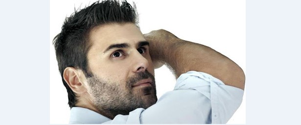 «Μην τηλεφωνήσεις»: Ακούστε το νέο τραγούδι του Θεοδόση Κώτση