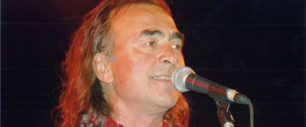 Η μάγισσα «Μελισάνδρα» από το «Game of Thrones», τραγουδά Νίκο Παπάζογλου!