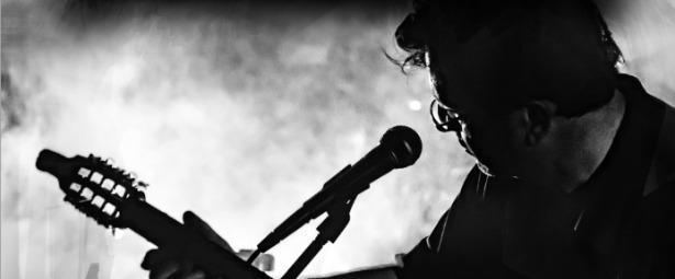 Ο Θανάσης Παπακωνσταντίνου live στη Λάρισα 14/6