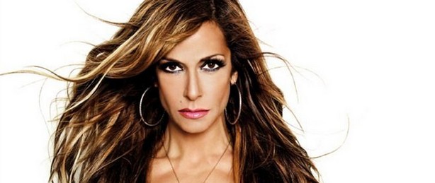 Άννα Βίσση: «Χωρίς μουσική θα είχαμε μαραζώσει και θέλω να βοηθήσω με όποιον τρόπο μπορώ με τη μουσική»