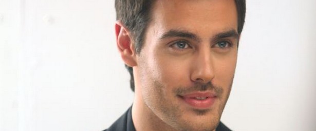 Δείτε ”Τα καλοκαιρινά τα σ’αγαπώ” το νέο video clip του Κώστα Μαρτάκη!