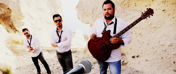 «Κι αν είσαι αλλού» | Γνωρίστε τους Parfe στη πρώτη τους δισκογραφική δουλειά!