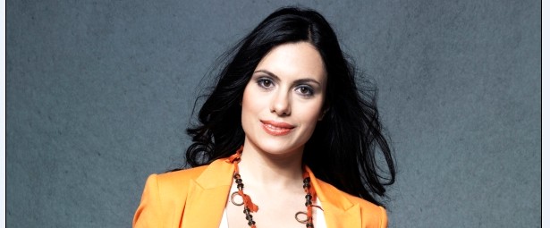 «Μια ζωή»: Ακούστε το πρώτο προσωπικό τραγούδι της Ερωφίλης Τζάνου!