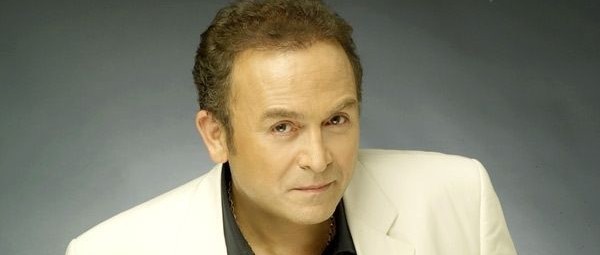 Σταμάτης Γονίδης: «Ο Νότης θα έπρεπε να τραγουδά πιο πολύ και να μιλά λιγότερο»