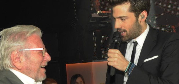 Κωνσταντίνος Αργυρός & Ελένη Χατζίδου: Εσείς είδατε ποιοι επώνυμοι τους τίμησαν αυτή την εβδομάδα;