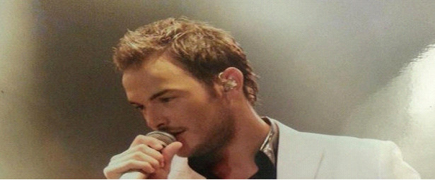 Χρονοντούλαπο : Ο Σάκης Αρσενίου συναρπάζει…. με φωτό απο την παιδική του ηλικία !