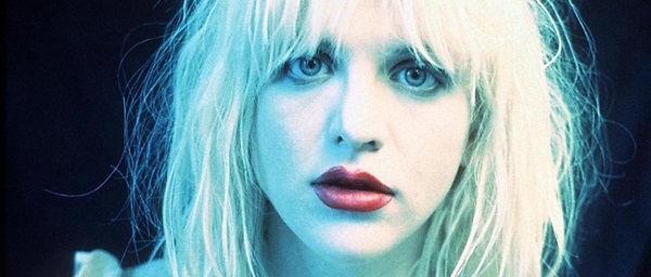 Η  Courtney Love ετοιμάζει περιοδεία