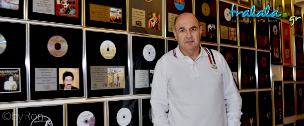 Συνέντευξη | Ηλίας Φιλίππου: «Δεν βλέπω τι νόημα έχει η συναυλία που κάνει ο γιος του Διονυσίου ή του Κόκκοτα με τραγούδια των πατεράδων τους… οι ίδιοι αυτοκαταστρέφονται έτσι!»