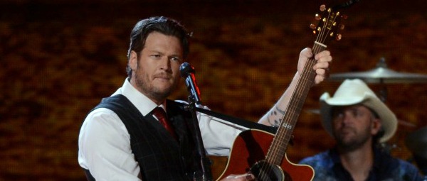 “Boys ‘Round Here” : Το νέο video clip του Blake Shelton με τις Pistol Annies