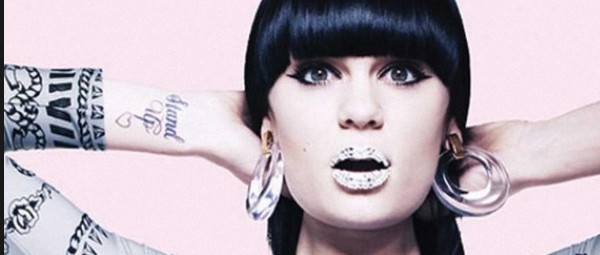 H Jessie J πληρώνει πρόστιμο στον πρώην manager της