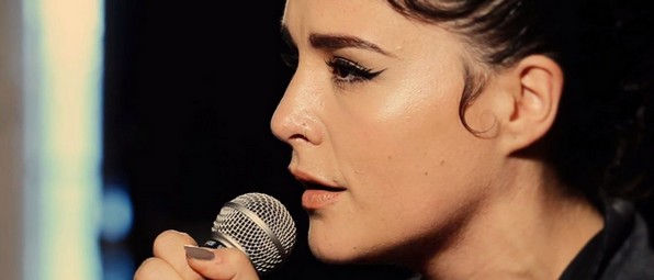 Όταν η Jessie Ware έγινε acoustic!