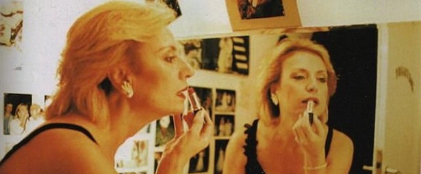 Χρονοντούλαπο: Η Βίκυ Μοσχολιού εξώφυλλο στο «Φαντάζιο»!