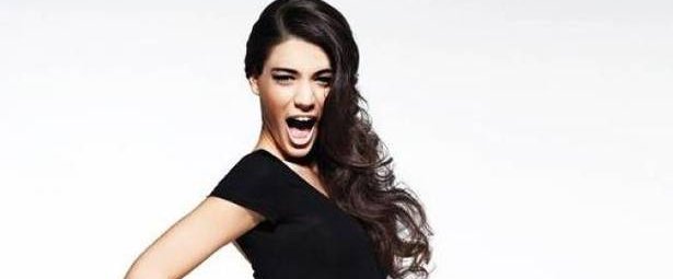 Ήβη Αδάμου: «Δεν πρόλαβα να σκεφτώ τι ήθελα να γίνω στη ζωή μου…»