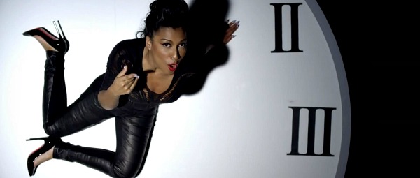 Ακούστε την διασκευή του “I believe I can fly” από την Melanie Fiona!