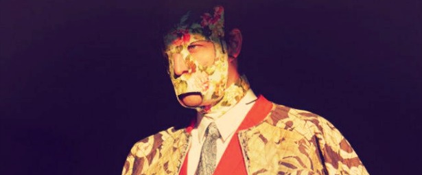 Θεός Διόνυσος ο Σάκης Ρουβάς;