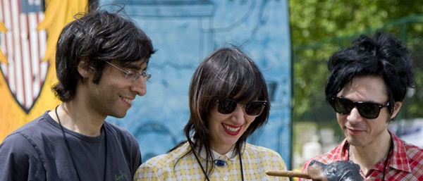 Ακούστε το νέο δίσκο των Yeah Yeah Yeahs (streaming)