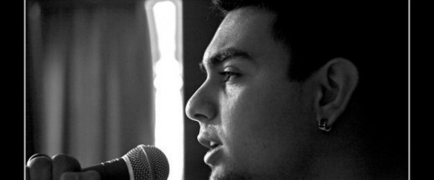 Ο Δημήτρης Νίκαινας για μία ιδιαίτερη βραδιά μελωδίας στον Κάκτο 5/4