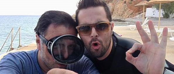 Ο Ηλίας Βρεττός συνάντησε τον Γρηγόρη Αρναούτογλου… Για δείτε τι έγινε!