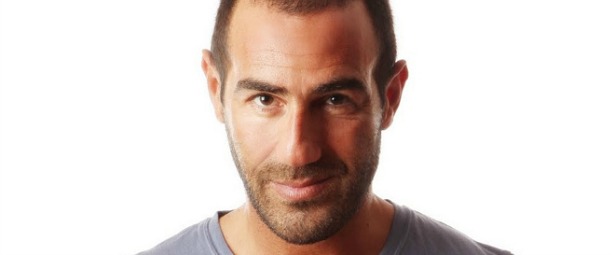 Ο Αντώνης Κανάκης μιλάει για το πρώτο του τραγούδι: «Δεν με ενδιαφέρει τι θα ακούσω…»