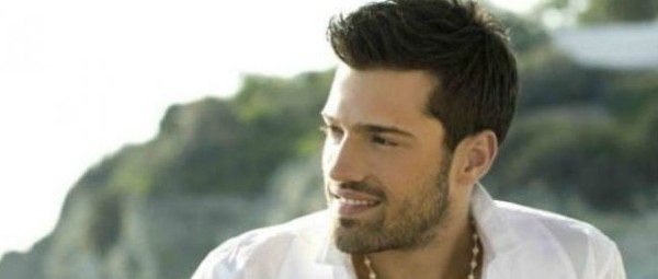 Κωνσταντίνος Αργυρός: «Ευχαριστώ πολύ τον κόσμο που έρχεται στο μαγαζί και μας κάνει να περνάμε τόσο όμορφα!»