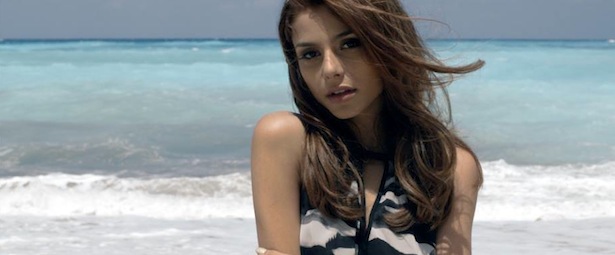 «Raindrops» | Η νέα συνεργασία της Ελευθερίας Ελευθερίου που ξεσηκώνει!