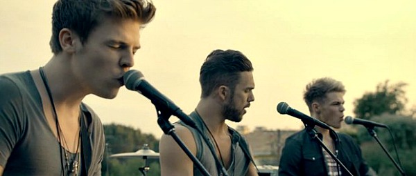 Έφτασε το νέο video clip των Lawson !