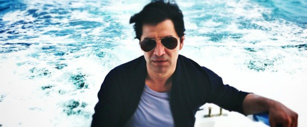 Ο Σάκης Ρουβάς στις «Βάκχες»! | Δείτε την πρώτη φωτογραφία