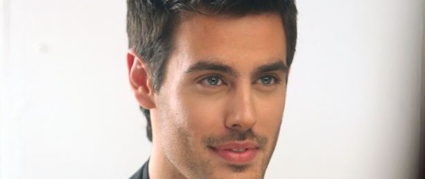 Κώστας Μαρτάκης: «Θέλω κάποια στιγμή να αφήσω τραγούδια πίσω μου, μια βαλίτσα με την ψυχή και την καρδιά μου για τον κόσμο»