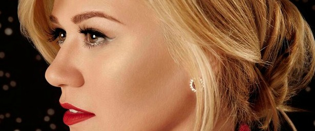 Η Kelly Clarkson παρουσιάζει την tracklist για το νέο της άλμπουμ