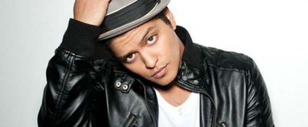 Ο Bruno Mars θα τραγουδήσει στο “Super Bowl”;