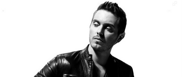 Μιχάλης Χατζηγίανης – Νέο Single | «Κάτι Δυνατό»