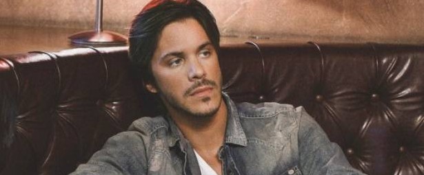 Ο Νίκος Οικονομόπουλος ξεσηκώνει το Πανθεσσαλικό στάδιο του Βόλου!