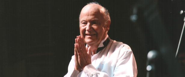 Διεθνές βραβείο από το Βατικανό στον Μίμη Πλέσσα!