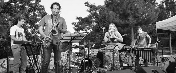 «Πλαστελίνη» | Η Ξένια Γαργάλη & ο Περικλής Μπισκίνης παρουσιάζουν τον νέο τους δίσκο