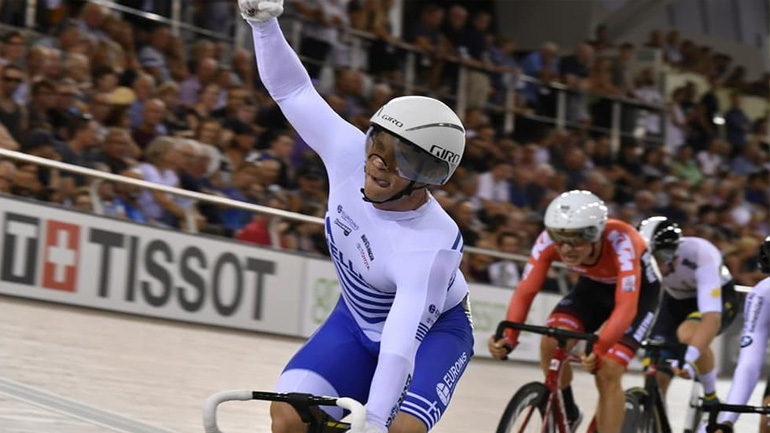 Ποδηλασία: «Ασημένιος» στο Παγκόσμιο του Χονγκ Κονγκ ο Βολικάκης Ποδηλασία: «Ασημένιος» στο Παγκόσμιο του Χονγκ Κονγκ ο Βολικάκης