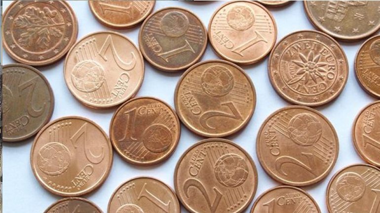 Λήστεψαν σούπερ μάρκετ και έφυγαν με… φραγκοδίφραγκα