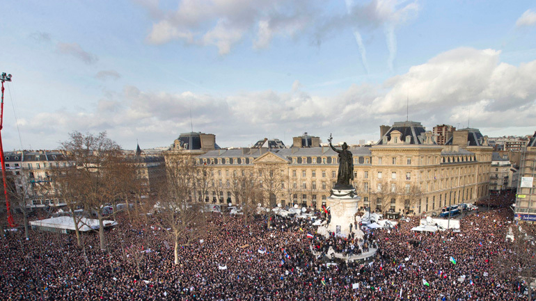 Παρατείνεται η απαγόρευση διαδηλώσεων στο Παρίσι